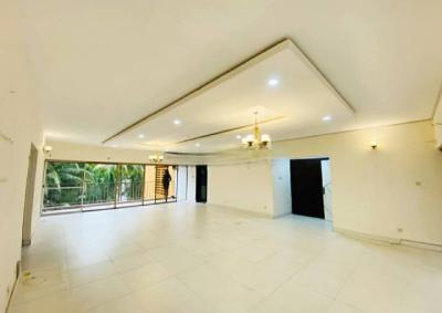 Elegant & Spacious 3 Bedroom with Swimming Pool, Badminton & Lawn Court, Old Ikoyi, Ikoyi, Lagos, Flat / Apartment for Rent