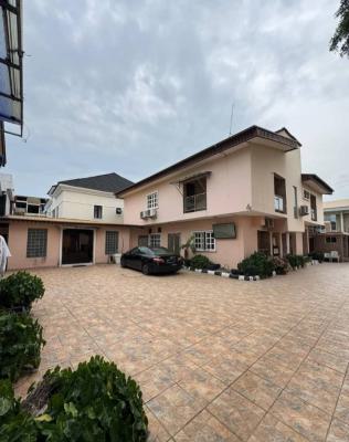 Well Maintained 17rooms Duplex with Swimming Pool, 24hr Power Etc, Lekki Phase 1, Lekki, Lagos, Commercial Property for Rent