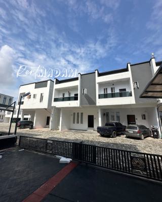 Lush 4 Bedroom Terrace + Gym, Pool & Playground, Ikota, Lekki, Lagos, Flat / Apartment for Rent