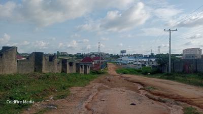 1000 Square Meter Residential Land, After Dunamis, Before Matrix Filling Station, Lugbe, Lugbe District, Abuja, Residential Land for Sale