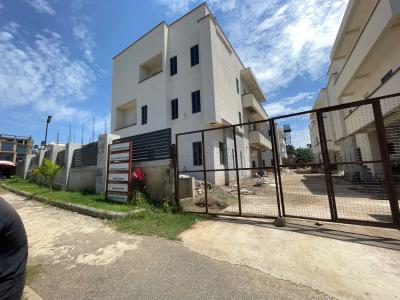 5-bedroom Duplex with 2 Living Rooms, Lounge, and Attached Bq, Guzape Plot 2800, Guzape District, Abuja, Detached Duplex for Sale