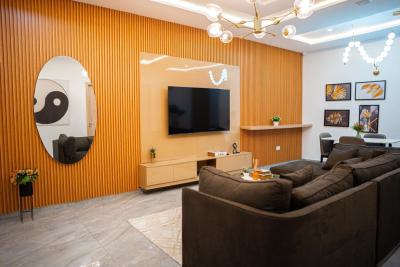 Luxury 3 Bedroom Apartment, with a Ps5 and a Gym., Victoria Island (vi), Lagos, Flat / Apartment Short Let