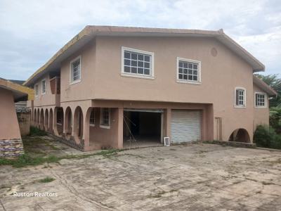 Commercial Duplex with 12 Rooms Sitting on 1,200sqm Corner Piece Land, Ibadan, Old Bodija, Ibadan, Oyo, Hotel / Guest House for Sale