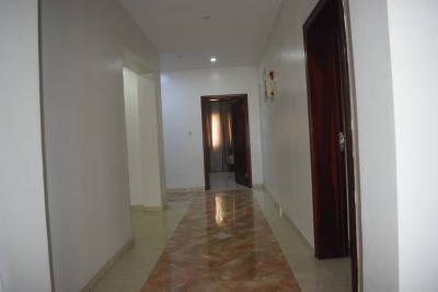 Massive 3 Bedrooms Flat on The First Floor, Ikoyi, Lagos, Flat / Apartment for Rent