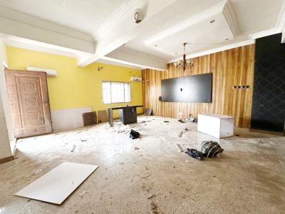 a Well Maintained Spacious 5 Bedroom Terrace Duplex with Bq, Gra Phase 1, Magodo, Lagos, Terraced Duplex for Rent