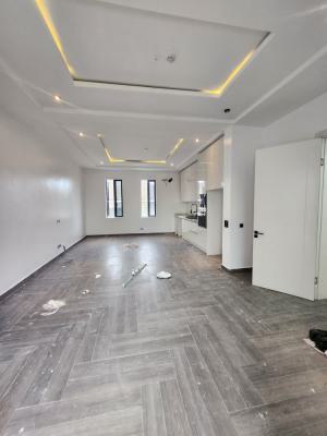 Well Maintained 1 Bedroom Apartment Up, Lekki Phase 1, Lekki Phase 1, Lekki, Lagos, Mini Flat (room and Parlour) for Rent