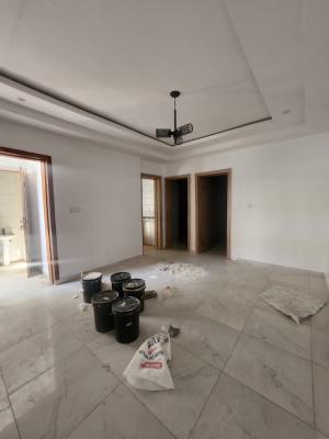 Well Maintained 2 Bedroom Apartment Up, Ikate, Ikate, Lekki, Lagos, Flat / Apartment for Rent