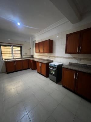 3 Bedroom Apartment with Bq, Lekki Phase 1, Lekki, Lagos, Flat / Apartment for Rent