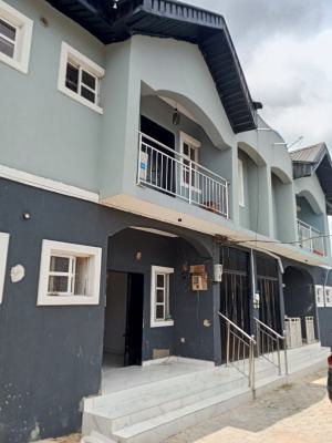Lovely 3 Bedroom Flat Apartment, Magodo Phase 1, Gra Phase 1, Magodo, Lagos, Flat / Apartment for Rent