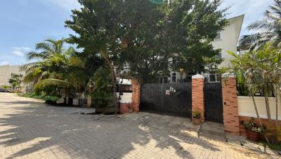 Block of 6 Units of 3-bedrooms with Bq to Each Flats, Parkview, Ikoyi, Lagos, Flat / Apartment for Rent