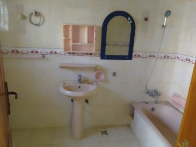 Well Maintained 4 Bedroom Semi Detached Duplex with Bq, Lekki Phase 1, Lekki, Lagos, Semi-detached Duplex for Rent