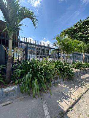 a Land Measuring 3,232 Sqm with a Structure, Victoria Island (vi), Lagos, Land for Sale