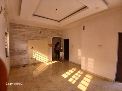 Lovely 2 Bedroom, Gra Phase 1, Magodo, Lagos, Flat / Apartment for Rent