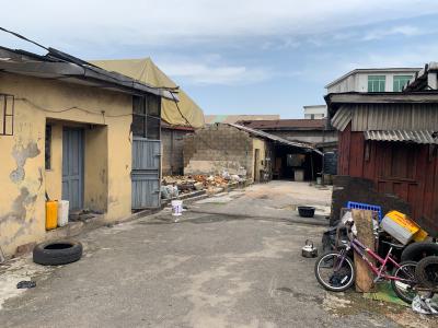 650 Sqmtrs of Land with a Demolishable Building, Idiroko Bus Stop, Maryland, Lagos, Commercial Land for Rent