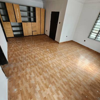 Masters Bedroom, Upstairs in a Shared Duplex with Shared Kitchen, Lekki County, Lekki, Lagos, Flat / Apartment for Rent