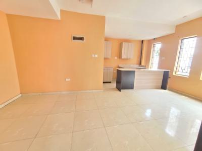 Spacious and Standard 2 Bedrooms Flat, Ologolo, Lekki, Lagos, Flat / Apartment for Rent