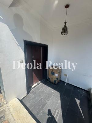 a Nice and Spacious 1 Bedroom Apartment, Off Freedom Way, Lekki Phase 1, Lekki, Lagos, Flat / Apartment for Rent