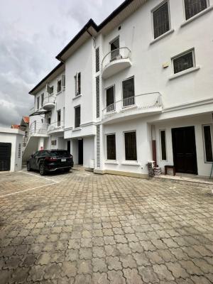 Luxury 3 Bedrooms Apartment in a Secured and Serene Environment., Lekki Phase 1, Lekki, Lagos, Flat / Apartment for Rent