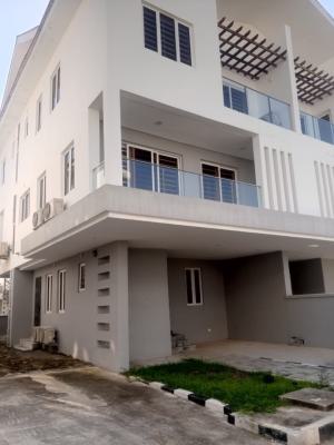 5 Bedroom Duplex in a Prestigious Fully Serviced Estate in Chevron, Chevron, Lekki, Lagos, Semi-detached Duplex for Rent