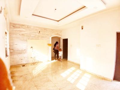 Luxury 2 Bedroom Flat, Gra Phase 1, Magodo, Lagos, Flat / Apartment for Rent