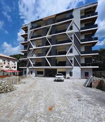 3bedrooms Apartment with Solar&cctv, Maitama District, Abuja, Flat / Apartment for Rent