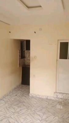 Standard Room Self Contained, Ojuelegba, Ojuelegba, Surulere, Lagos, Self Contain (single Rooms) for Rent