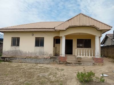a Room in a Shared Apartment Sharing Only Kitchen, Palm Will Estate, Badore Ajah Lagos, Ajah, Lagos, Self Contain (single Rooms) for Rent