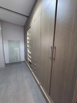 Luxury 3- Bedroom Apartment, Guzape District, Abuja, Flat / Apartment for Rent