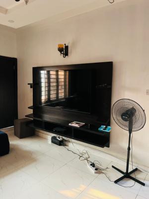 Fully Serviced 3 Bedroom Flat, Lekki, Lagos, Flat / Apartment for Rent