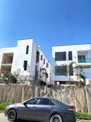 Lovely 5bedroom Fully Detached Duplex with Pool,gym in a Secure Estate, Lekki Phase 1, Lekki, Lagos, Detached Duplex for Sale