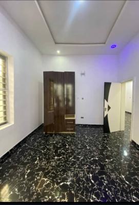 Spacious Luxury   Room Upstairs with Shared Kitchen*, Ikota Villa Estate, Lekki, Lagos, Flat / Apartment for Rent