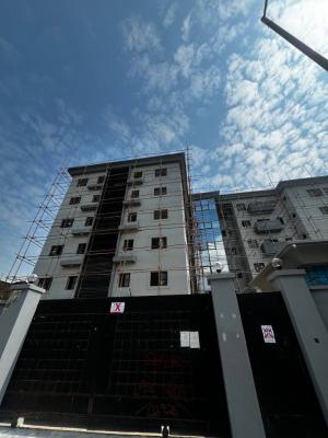 a 3 Bedroom Apartment with a  Bq, Lekki Phase 1, Lekki, Lagos, Flat / Apartment for Rent