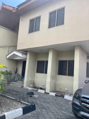 4-bedroom Semi-detached Duplex with Bq, Lekki Phase 1, Lekki, Lagos, Semi-detached Duplex for Rent