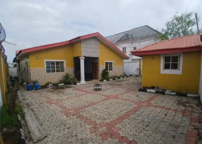 Spaciously Built4 Bedroom Bungalow+ a Bq, Akoto Estate, Elebu , Off Akala Expressway, Ibadan, Oyo, Detached Bungalow for Sale