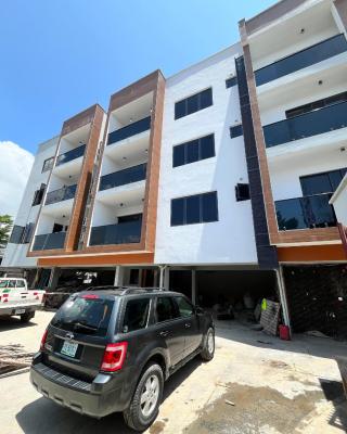 Lovely 3 Bedroom Apartment with Bq, Lekki Phase 1, Lekki Phase 1, Lekki, Lagos, Block of Flats for Sale