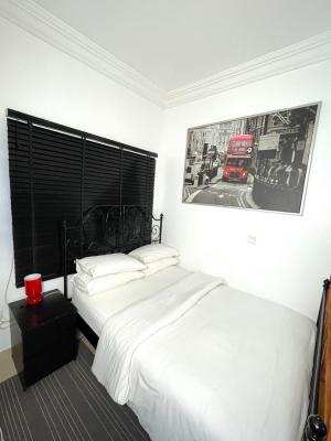 Furnished Studio Apartment, Lekki Phase 1, Lekki, Lagos, Self Contain (single Rooms) for Rent