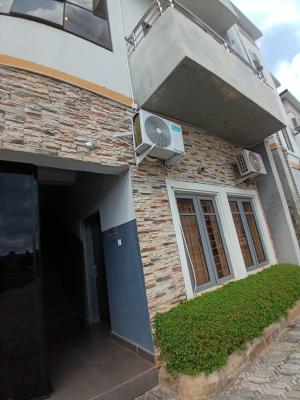 Smart 3 Bedroom Block of Flat with 1room Bq, Guzape Abuja Diplomatic Zone, Guzape District, Abuja, House for Rent
