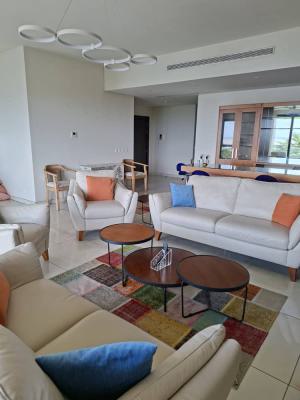 Vacant Serviced Waterfront 4 Bedroom Flat with Bq, Ocean Parade, Banana Island, Ikoyi, Lagos, Flat / Apartment for Sale