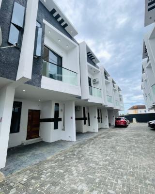 Properly Built 3 Bedrooms Terraced Duplex, Ikota, Lekki, Lagos, Terraced Duplex for Sale