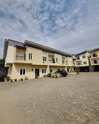 Neatly Used Spacious 4-bedroom Terrace Duplex with Bq (cornerpiece Unit), Anthony, Maryland, Lagos, Terraced Duplex for Sale