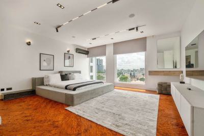 3 Bedroom with Pool and City View, Avenue Montaigne, Ikoyi, Lagos, Flat / Apartment Short Let