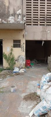 Dilapidated 3bedroom Duplex and 2bedroom Bq, Surulere, Lagos, Detached Duplex for Sale