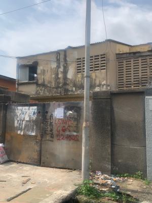 Demolishable 3 Bedroom Duplex with 2 Bq Rooms, Surulere, Lagos, Detached Duplex for Sale