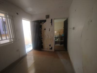 Well Maintained 1 Bedroom Apartment Bq, Off Admiralty Way, Lekki Phase 1, Lekki, Lagos, Mini Flat (room and Parlour) for Rent
