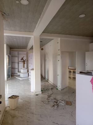 Very Spacious Shop / Office Space, Ado Road, Ajah, Lagos, Shop for Rent