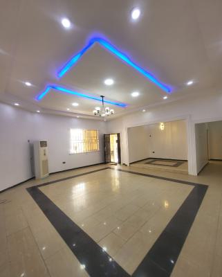 Luxurious Massive 3 Bedroom Bungalow, Near American International School, Durumi, Abuja, Semi-detached Bungalow for Rent