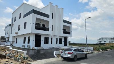 4 Bedrooms Semi-detached Duplex, Cowrie Creek Estate, Osapa, Lekki, Lagos, Semi-detached Duplex for Sale
