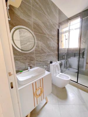Cozy One Bedroom Apartment, Admiralty Way, Lekki Phase 1, Lekki, Lagos, Detached Duplex Short Let