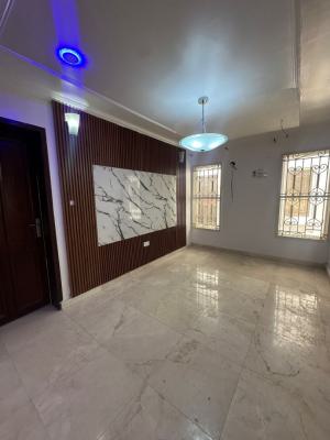 4 Units of Well Maintained 2 Bedrooms Apartment in a Well Secured Estate, Lekki Phase 1, Lekki, Lagos, Flat / Apartment for Rent
