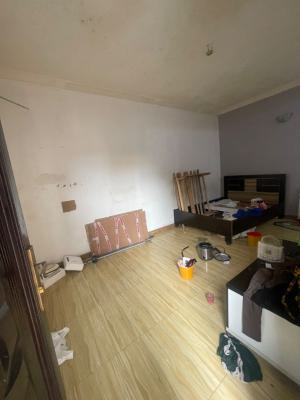 Neatly Used Standard Studio Apartment, Yaba, Lagos, Flat / Apartment for Rent